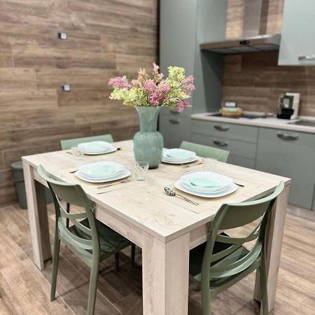 280 Mt Dalla Metro The Mox Luxury Apartament Apartment Наполи Екстериор снимка