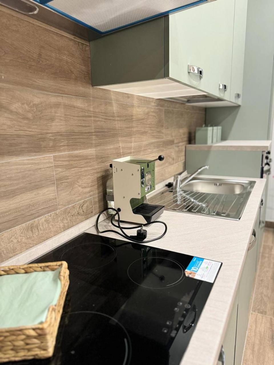 280 Mt Dalla Metro The Mox Luxury Apartament Apartment Наполи Екстериор снимка