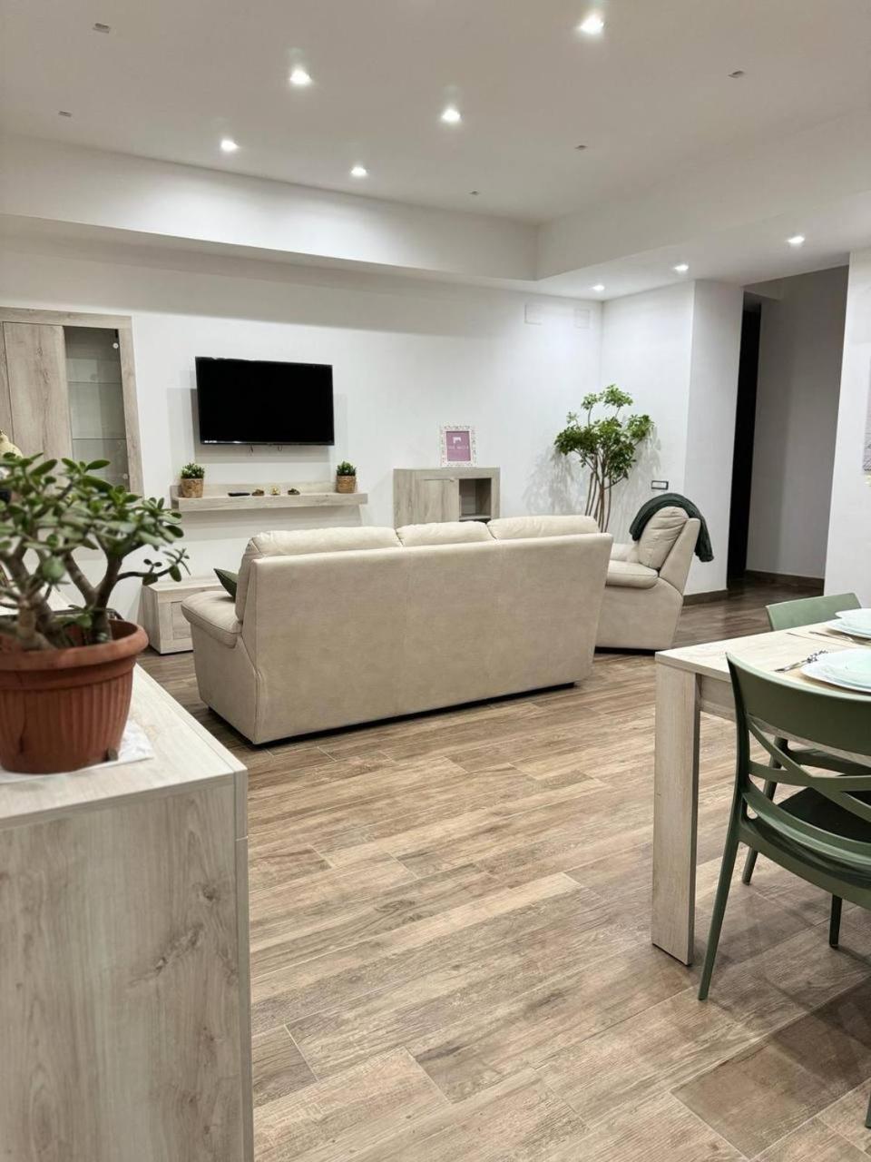 280 Mt Dalla Metro The Mox Luxury Apartament Apartment Наполи Екстериор снимка